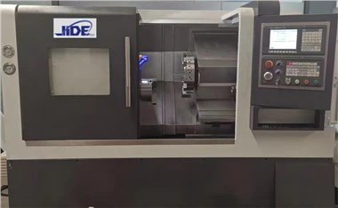 Horisontell Cnc-svarvmaskin